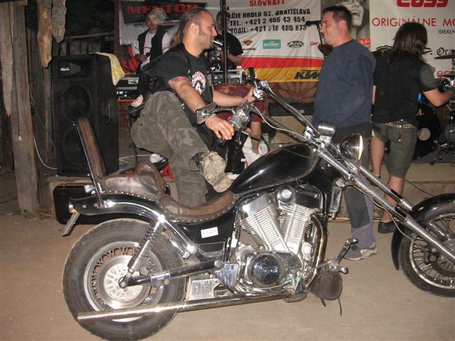http://www.kings.szm.sk/images/kingsride2007/IMG_0692.JPG
